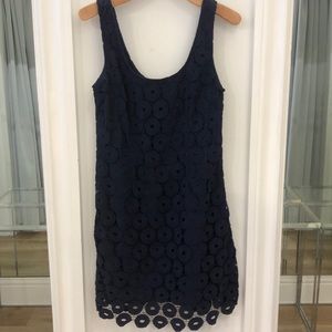 Lilly Pulitzer eyelet Shift in true navy 8